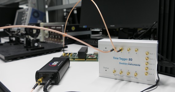 Swabian Instruments sets the stage for academic excellence with a single photon random sampling setup for students